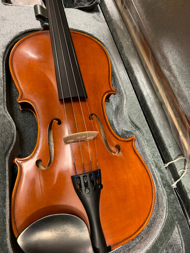 USED Yamaha V5SC Student Violin Outfit, 4/4